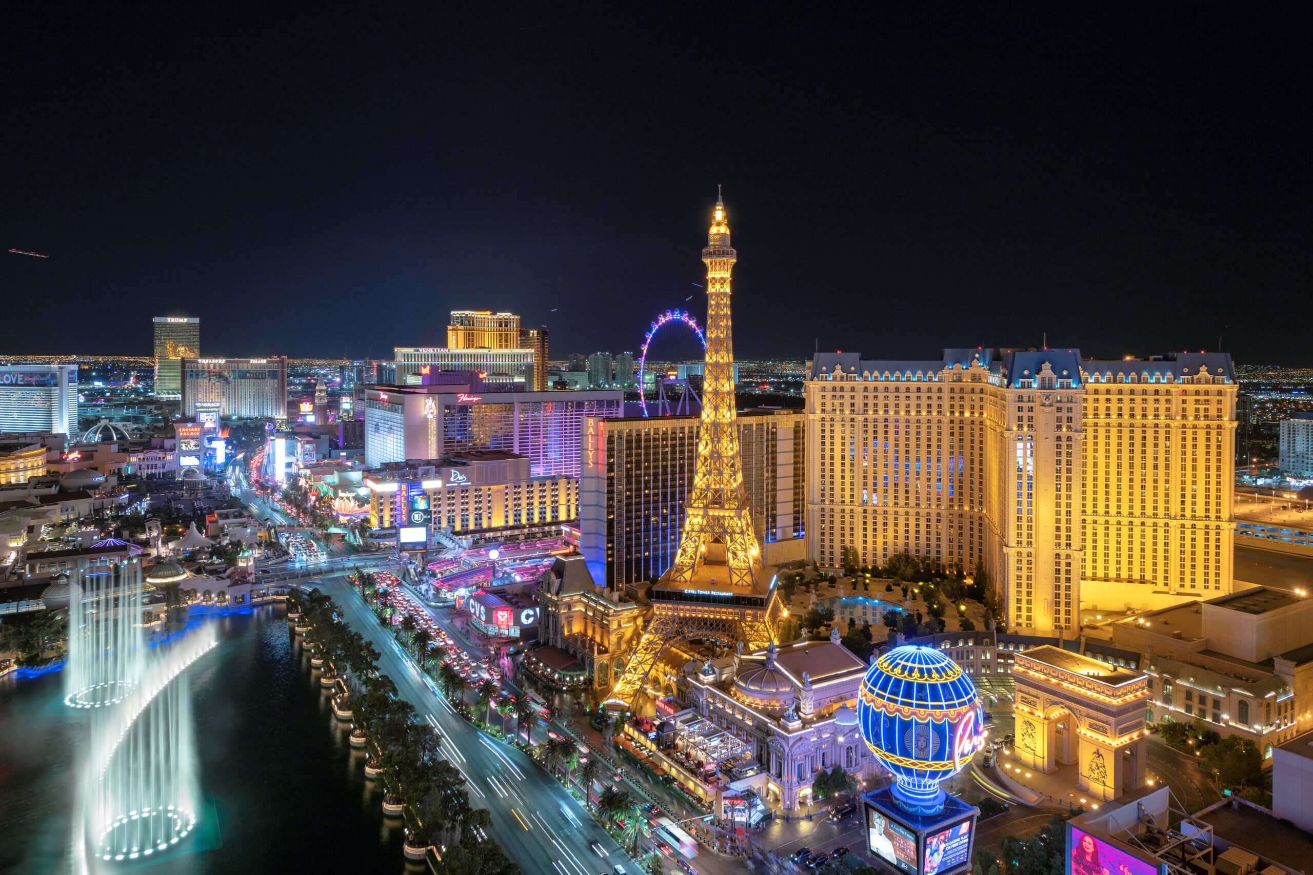 Las Vegas at night - flightstovegas